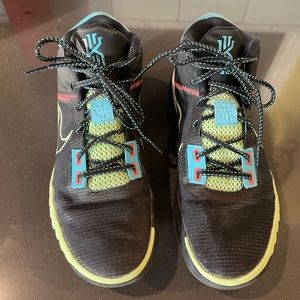 Excellent condition Nike Kyrie 4